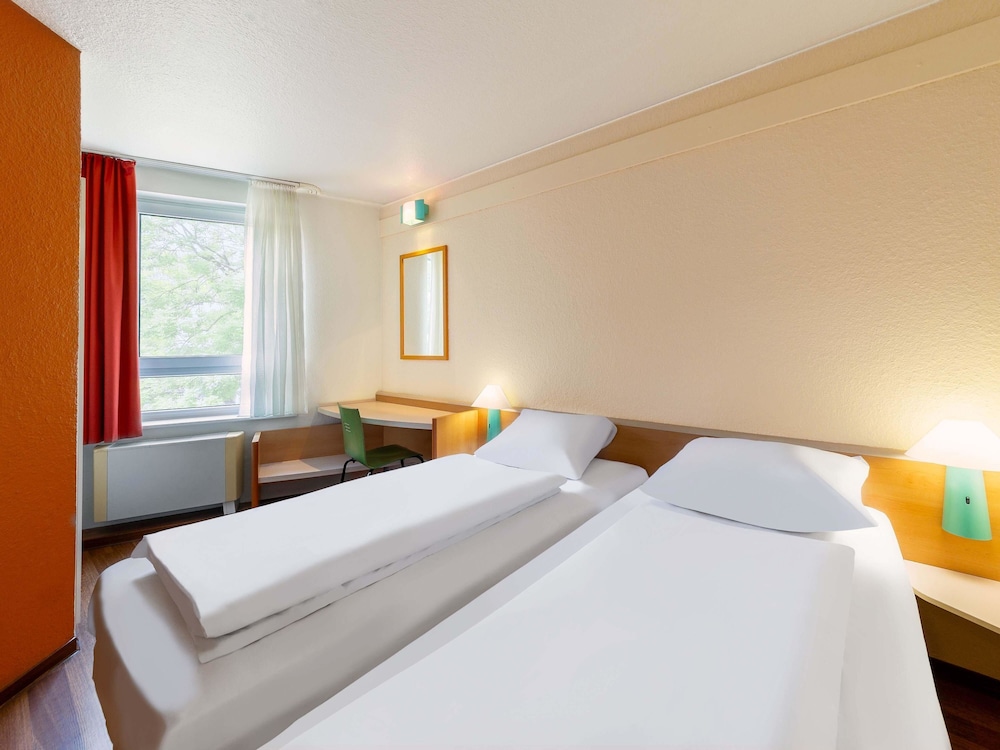 B&B Hotel Bochum Hbf Süd — Bochum — photo 5