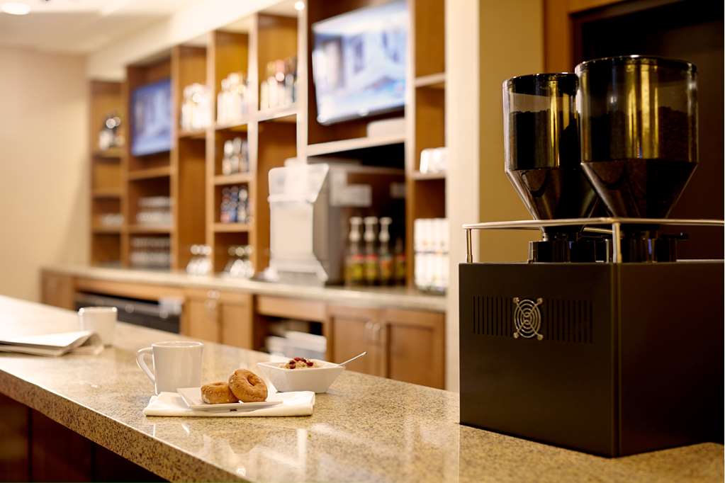 Hyatt Place Boston Medford - photo 18