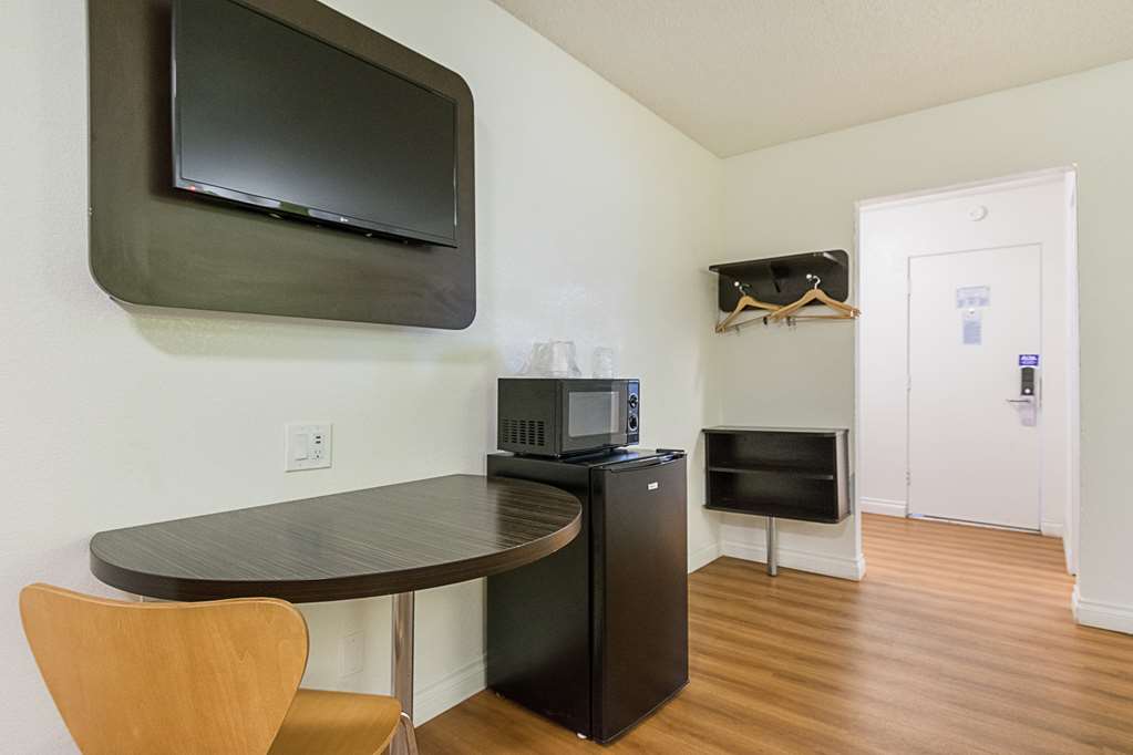 Motel 6 Santa Maria CA South - photo 17