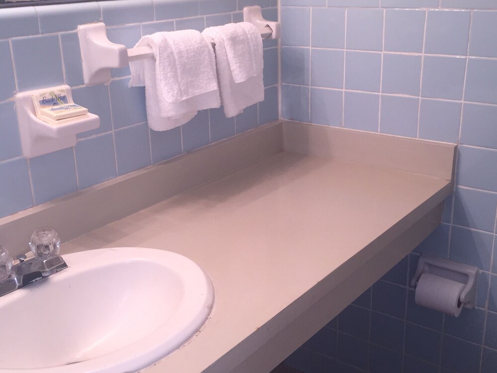 Admiral Motor Inn - photo 27