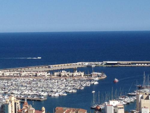 Alicante Top Sea View 29th Apts Downtown&Beach — 4-Star Luxury Hotel in Alicante, Spain