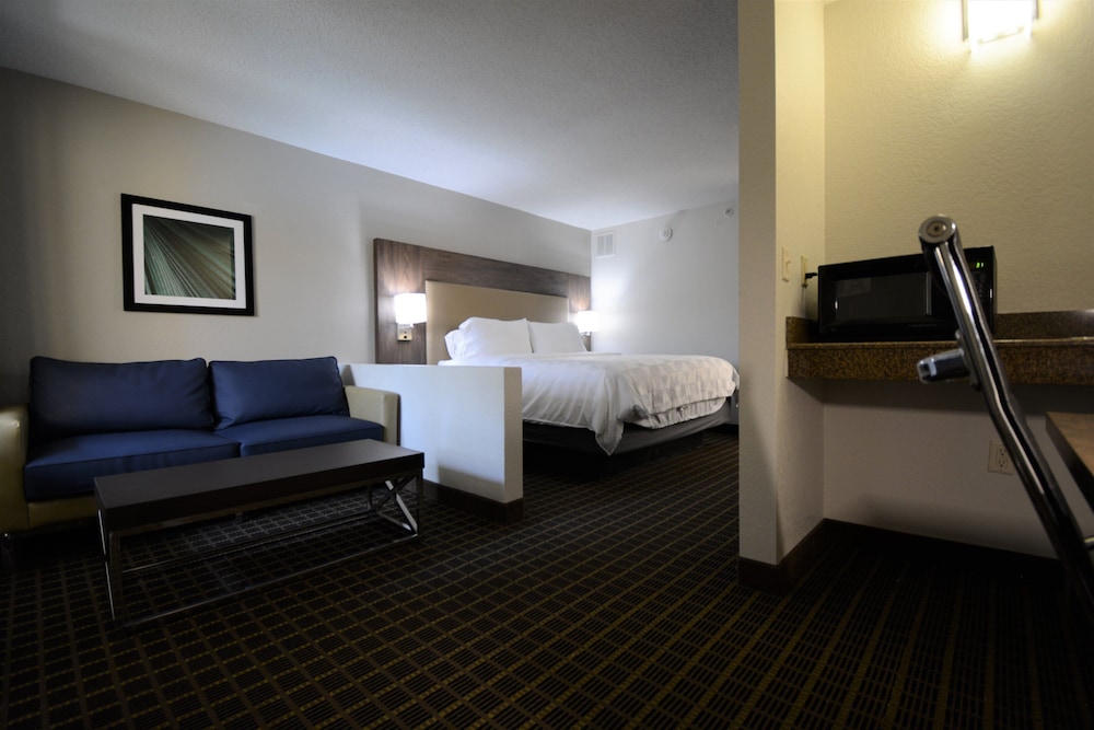 Holiday Inn Hazlet by IHG - photo 11