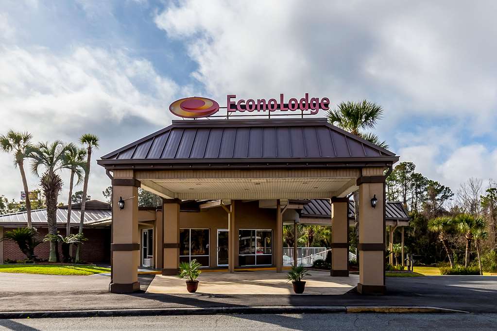 Econo Lodge Lake City North - photo 2