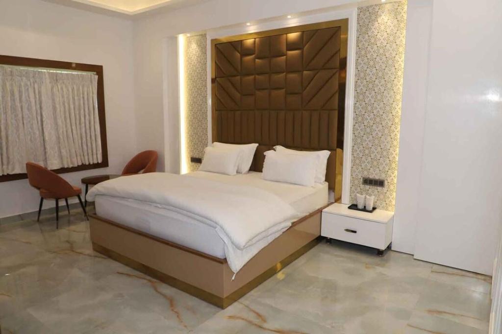 Golden Stone Resorts — Aligarh — photo 4
