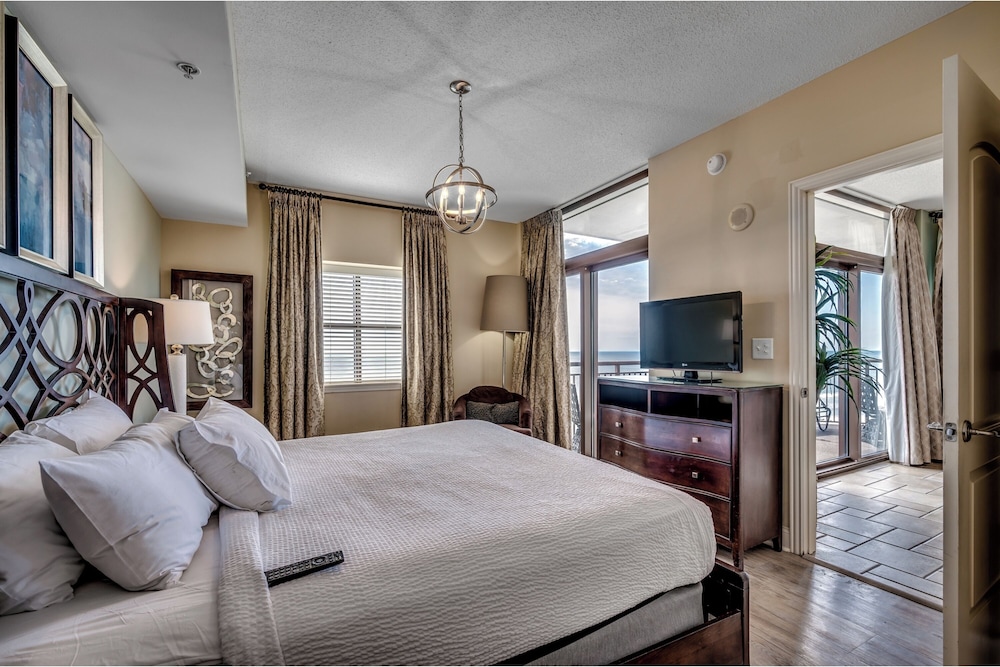 North Beach Resort & Villas - photo 41