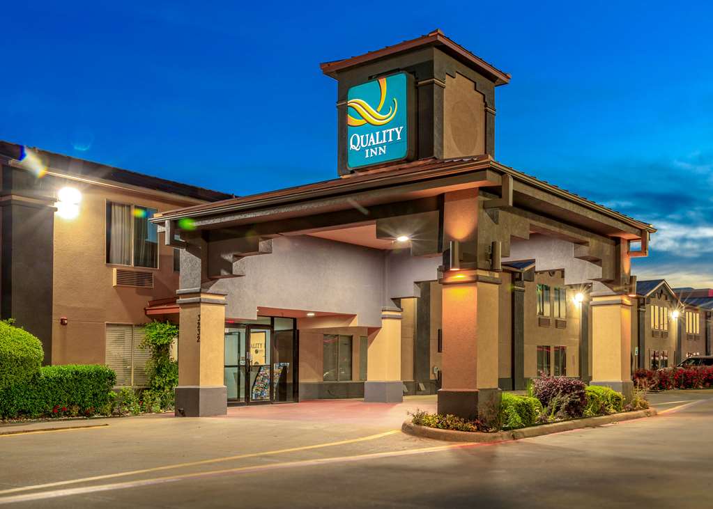 Quality Inn Forest Hill Fort Worth South - featured photo