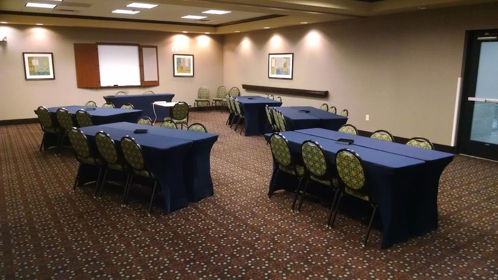 Hampton Inn Minneapolis Shakopee - photo 18