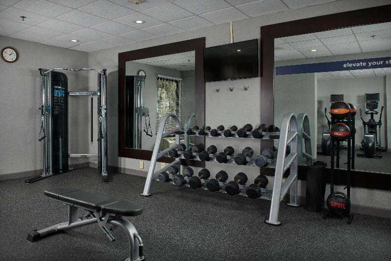 Hampton Inn Atlanta NW Cumberland - photo 41