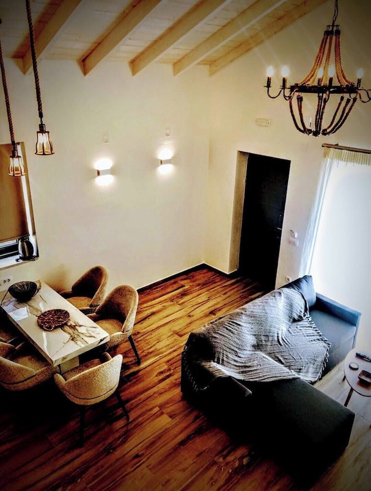 LefkoParga Luxury Suites — Parga — photo 2
