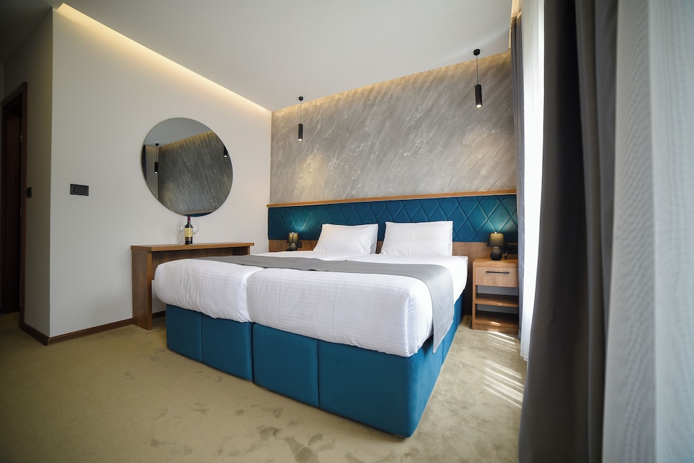 Lakeside Residence — 4-Star Luxury Hotel in Zlatibor, Serbia