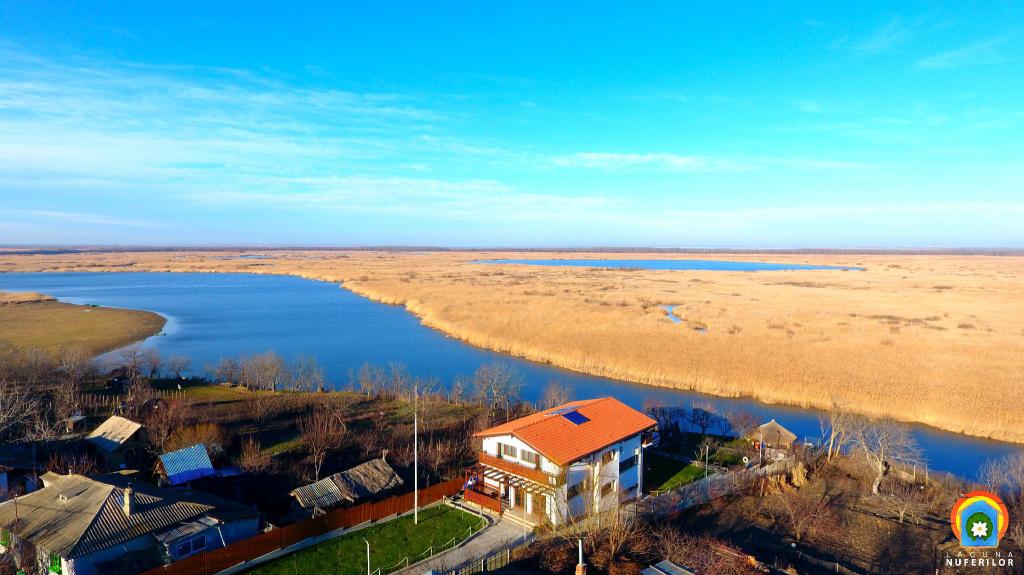 Laguna Nuferilor Habitat — hotel in Somova