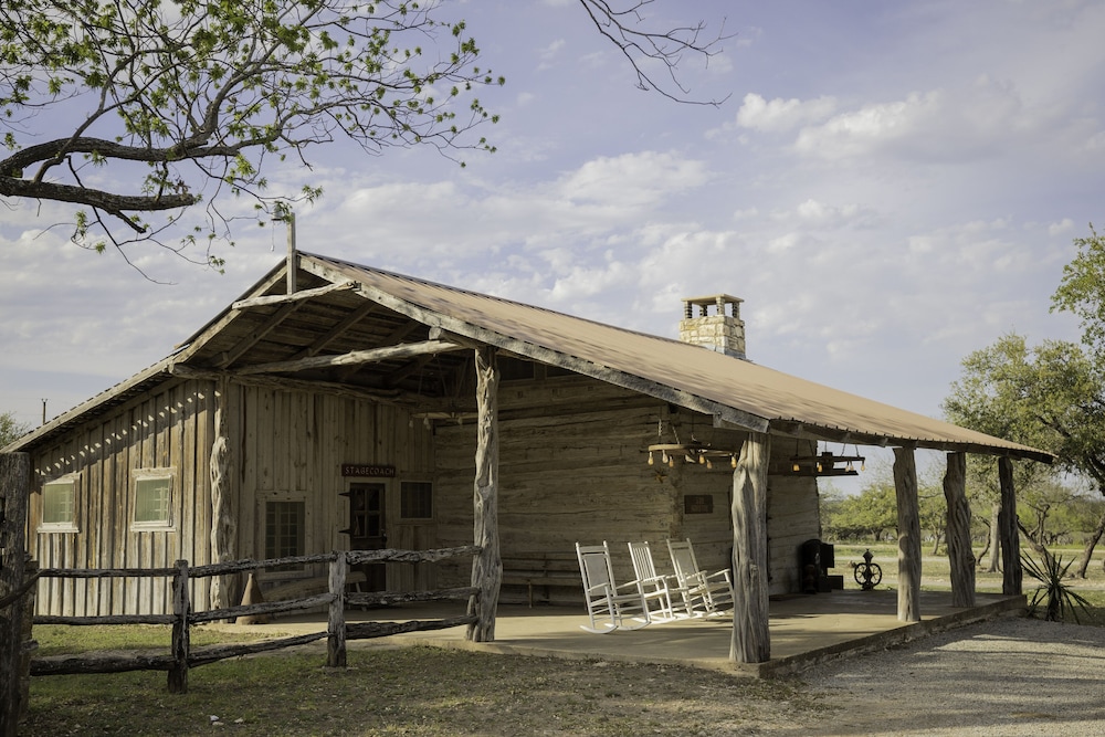 Y.O. Ranch Headquarters — 5-Star Luxury Hotel in Mountain Home, United States