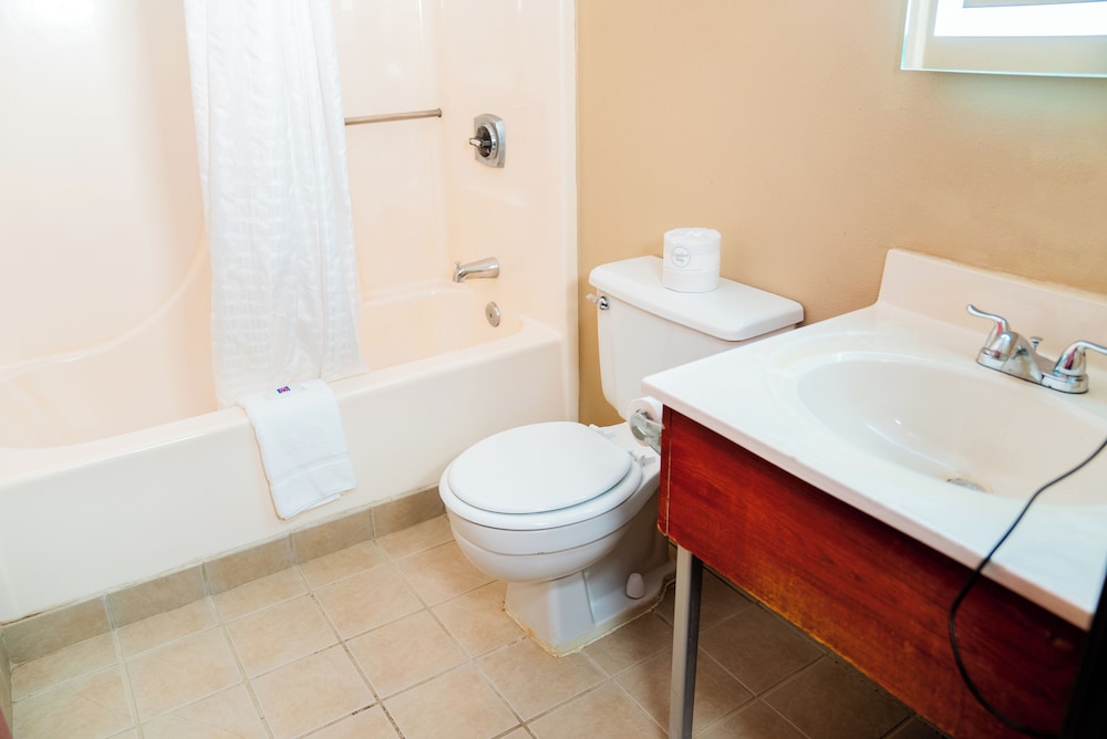 Motel 6 Litchfield IL - photo 20
