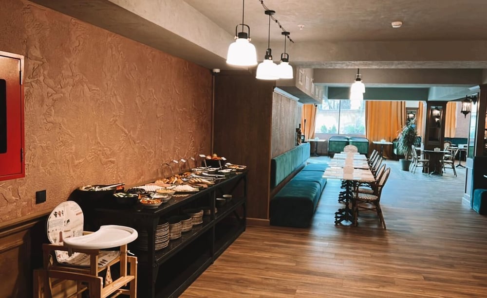 מזון ומשקאות