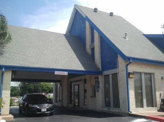 Executive Inn Pasadena - photo 3