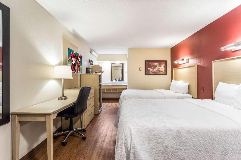 Red Roof Inn PLUS Nashville North Goodlettsville - photo 10