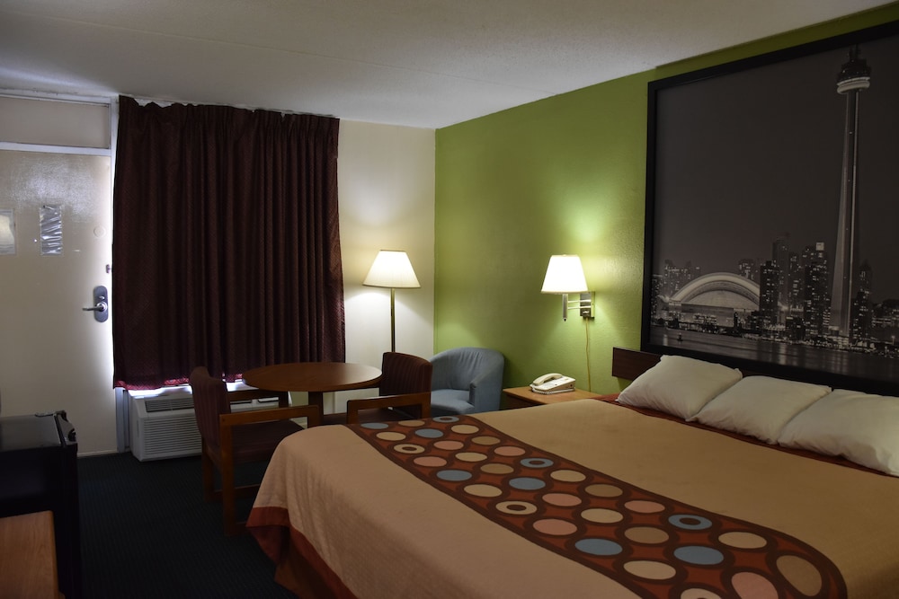 Super 8 by Wyndham Tifton - photo 20