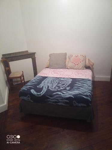 Logement proche de tout - last minute hotel in Unknown City