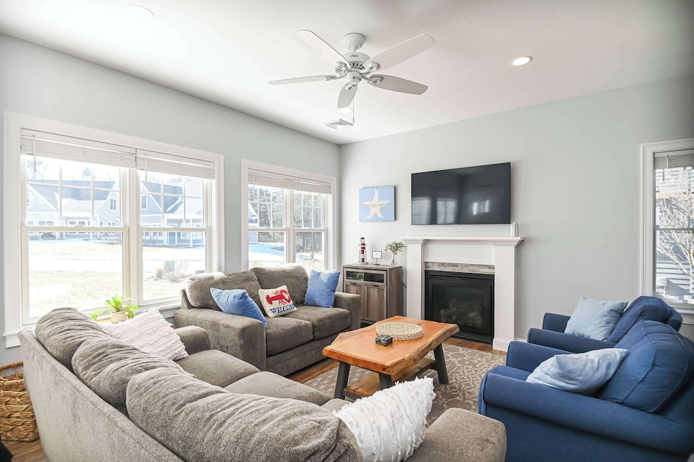 Maritime Meadows Charming Resort style Home - photo 19