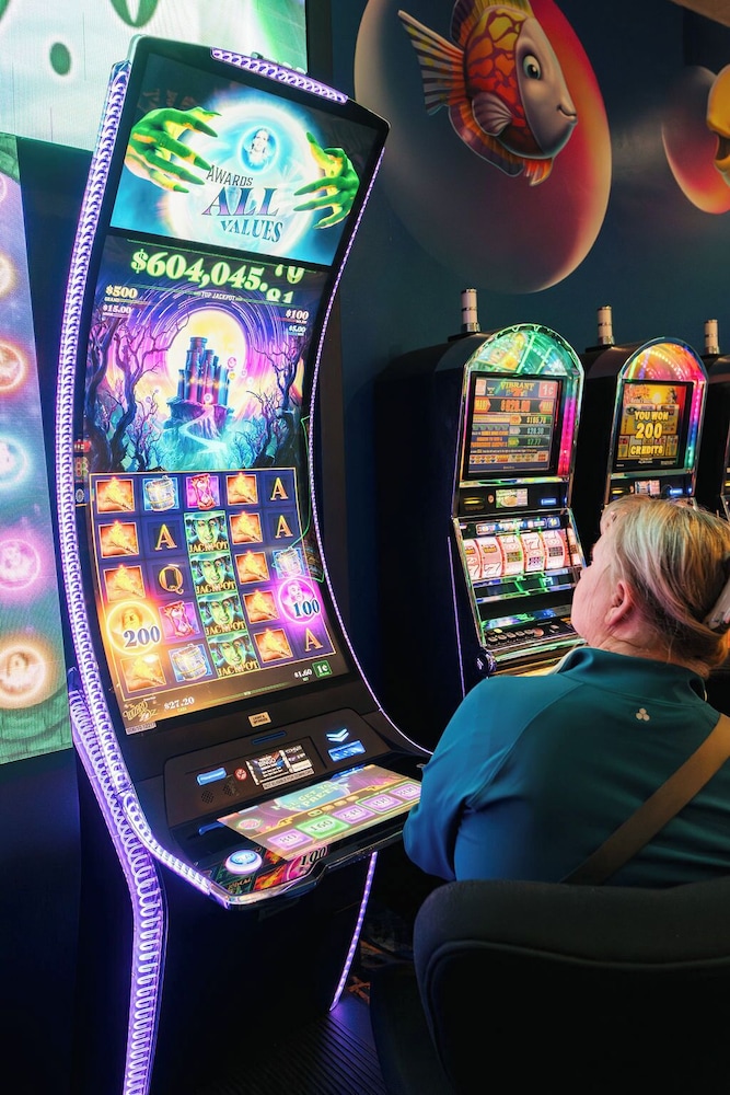 Virgin River Hotel and Casino - photo 40