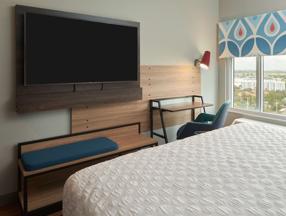 Tru by Hilton Fort Lauderdale Downtown - photo 16