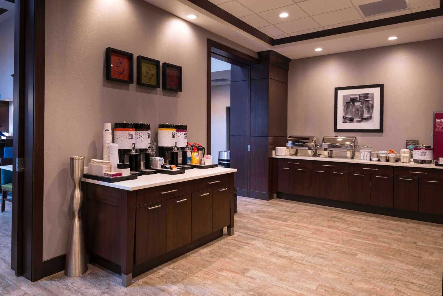 Hampton Inn & Suites Olympia Lacey - photo 14