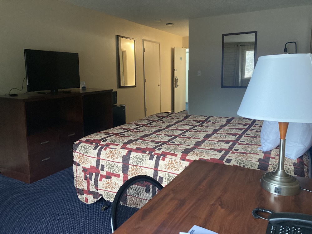 Travelodge by Wyndham Canyonville - photo 8