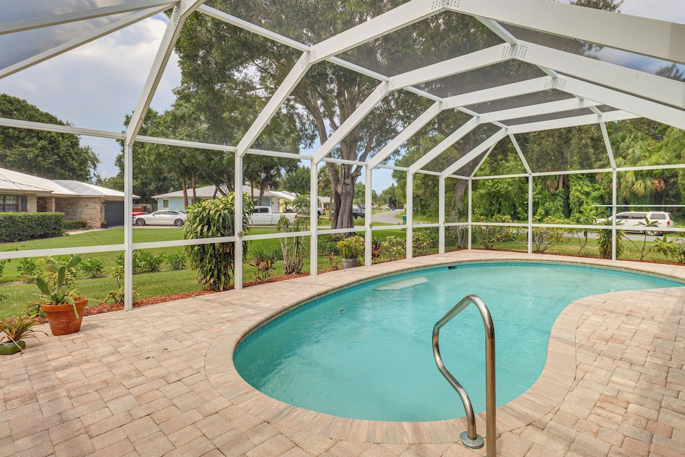 7 Mi to River & Ocean: Family Getaway in Sebastian — hotel in Sebastian