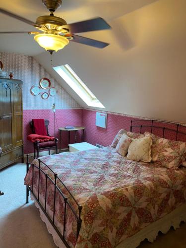 B Street House Inn