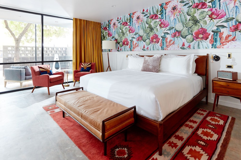 Rise Uptown Hotel - photo 13