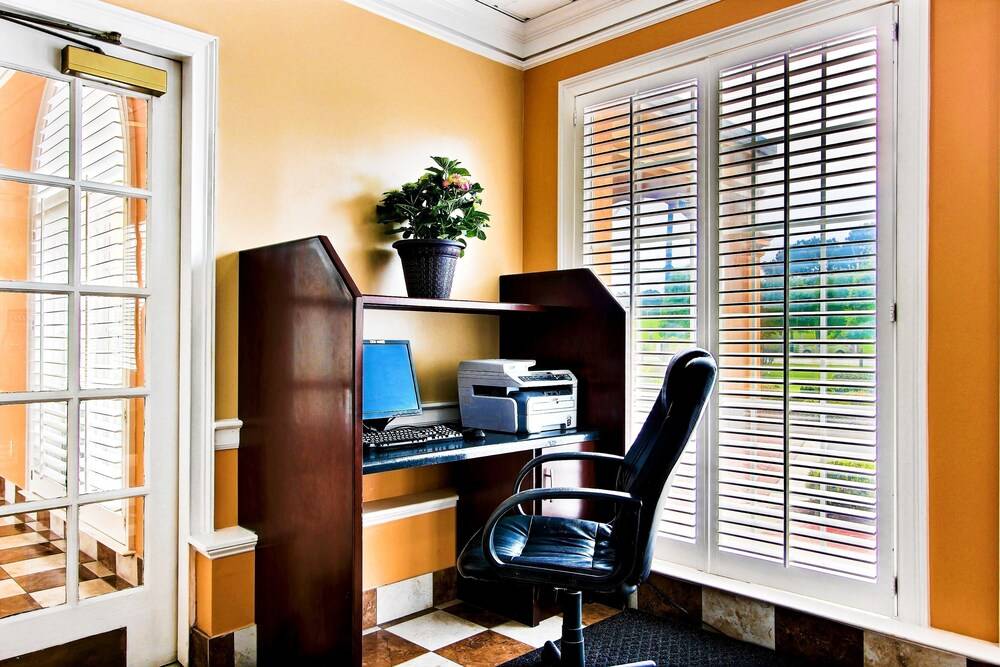 Quality Inn Richmond Hill Savannah I 95 - photo 28