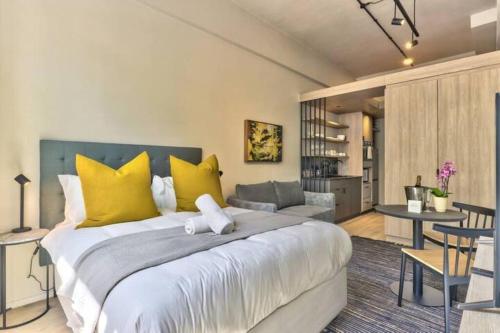 Luxury urban living at The Harri — 4-Star Luxury Hotel in Cape Town, South Africa