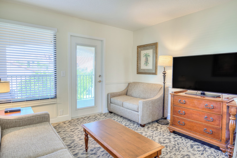 La Fiesta Ocean Inn And Suites - photo 43