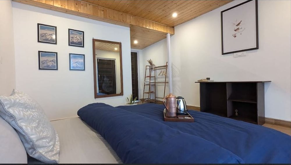 Kanatal Kutir in Tehri, India