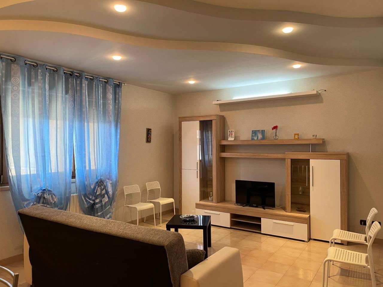 Apulian Heart Elegante Appartamento — 4-Star Luxury Hotel in Gioia Del Colle, Italy