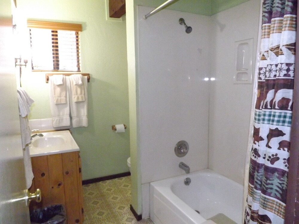 Arizona Mountain Inn and Cabins - photo 140