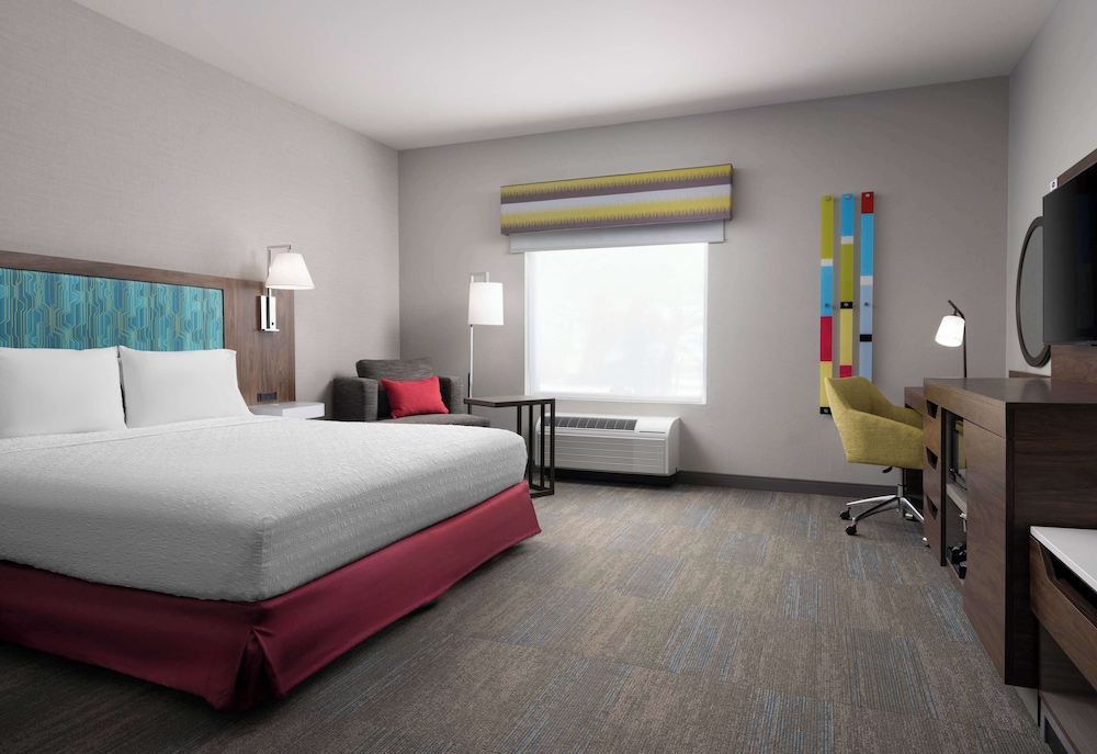 Hampton Inn San Diego Del Mar - photo 6