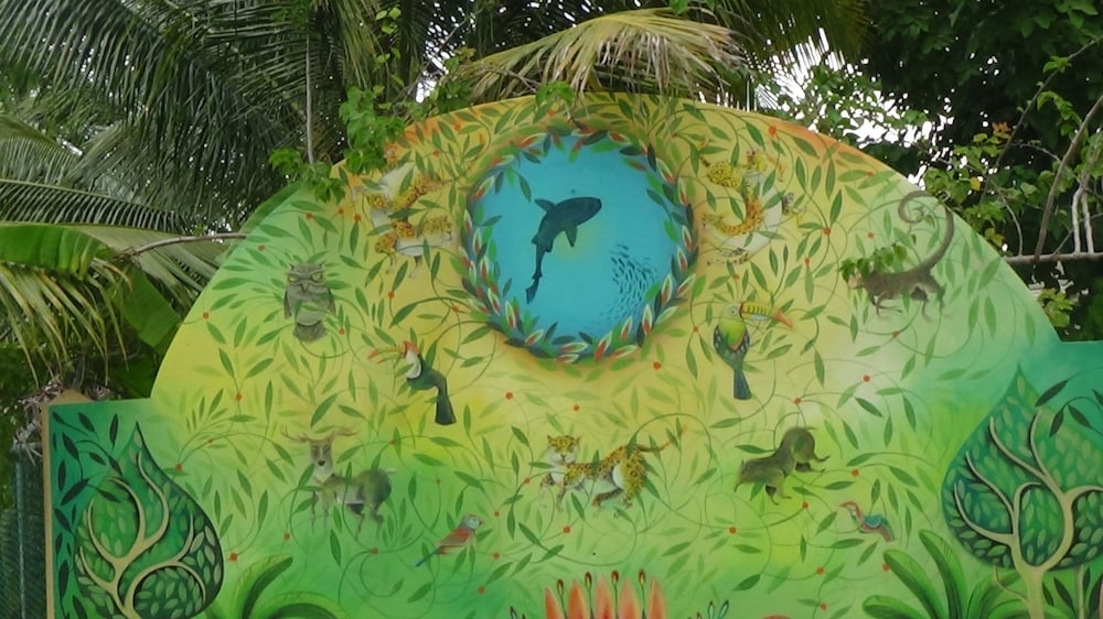 Hacienda Tropical Guest House — 4-Star Luxury Hotel in Belmopan, Belize