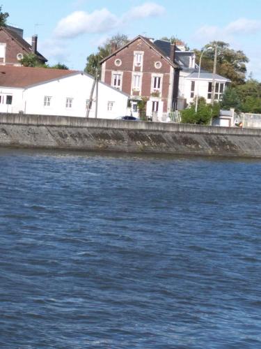 Spring Room - carbon neutral hotel in Creil