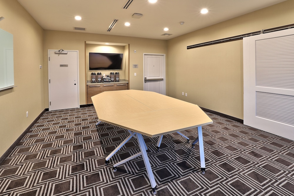 TownePlace Suites by Marriott Albuquerque Old Town - photo 33