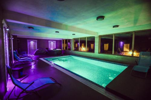 Pensiunea JOJO Imperial Resort&Spa in Baile Herculane, Romania