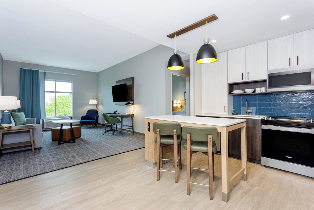 Staybridge Suites Winter Haven Auburndale by IHG - photo 21