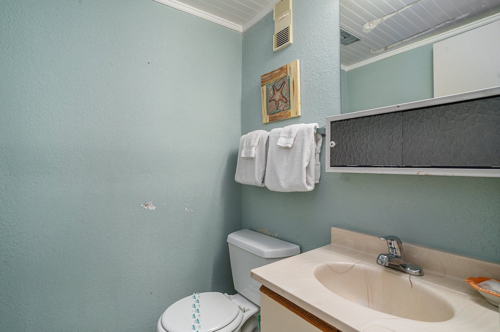 1412 Waters Edge Resort 3 Bedroom Condo by RedAwning - photo 14