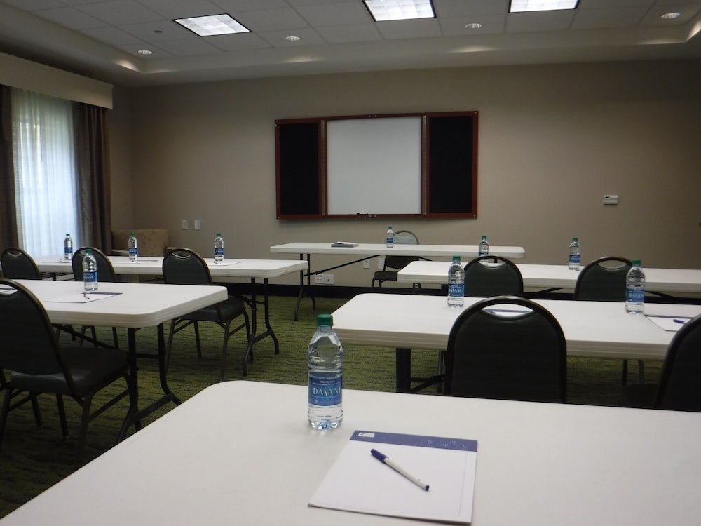 Holiday Inn Express West Jefferson by IHG - photo 25