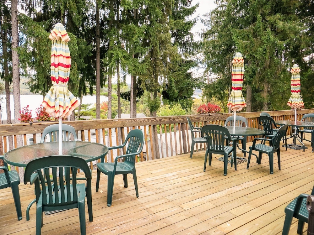 Bayside Inn & Marina - photo 162