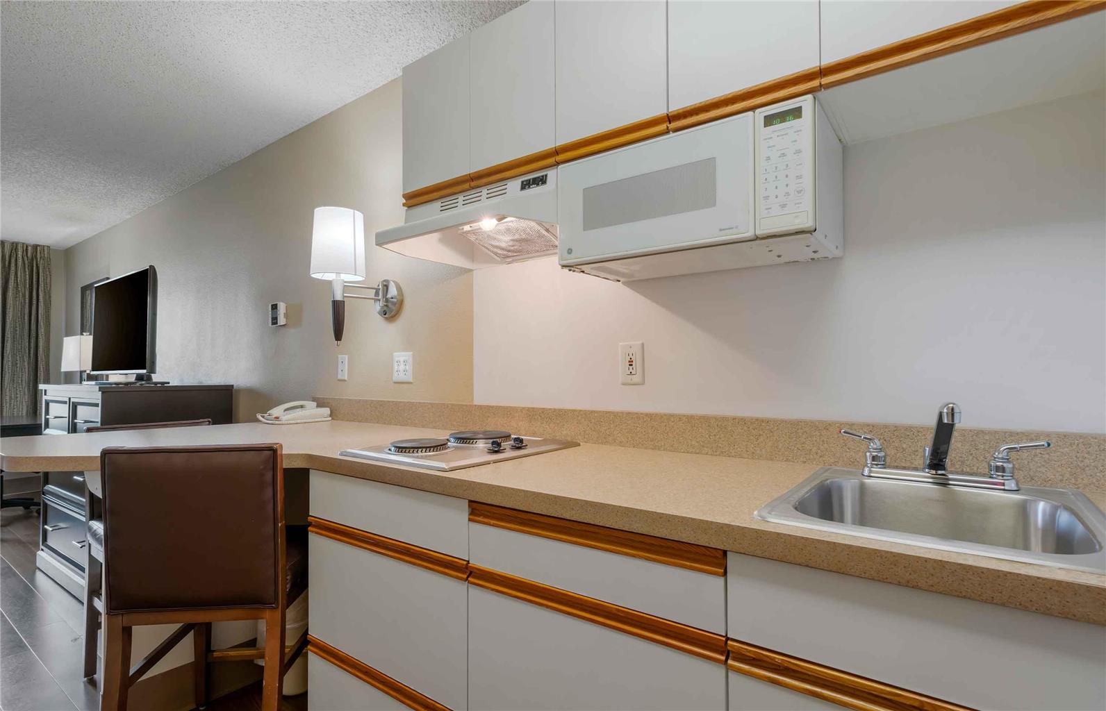 Extended Stay America Suites Fremont Fremont Blvd South - photo 23