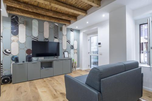 Easylife Milano Castaldi 26 P1S Porta Venezia — 4-Star Luxury Hotel in Milan, Italy