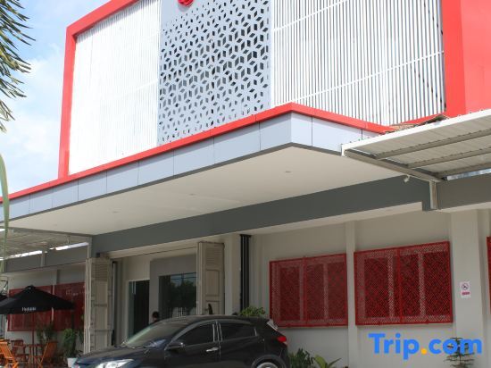 Helsinki Hotel Palu in Palu, Indonesia