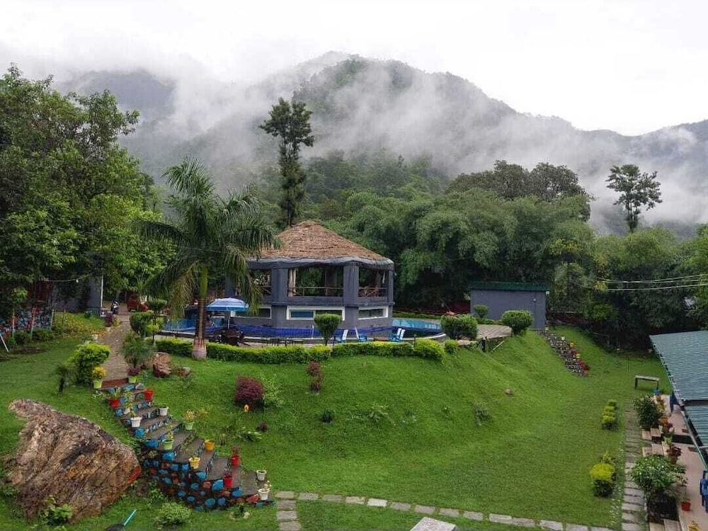 Sky Ganga Resort - carbon neutral hotel in Rishikesh