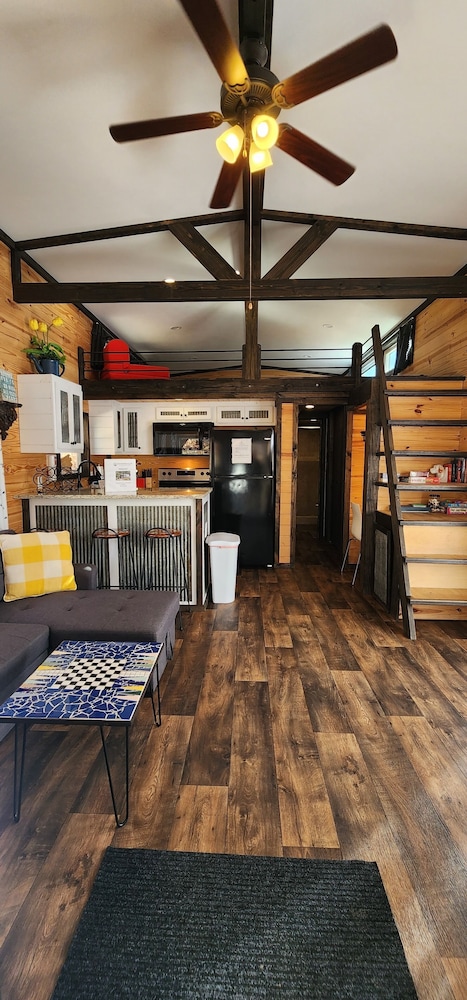 Emberglow Outdoor Resort - photo 121